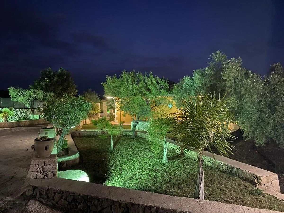 Villa Leonardo Casa Vacanze Canicattini Bagni