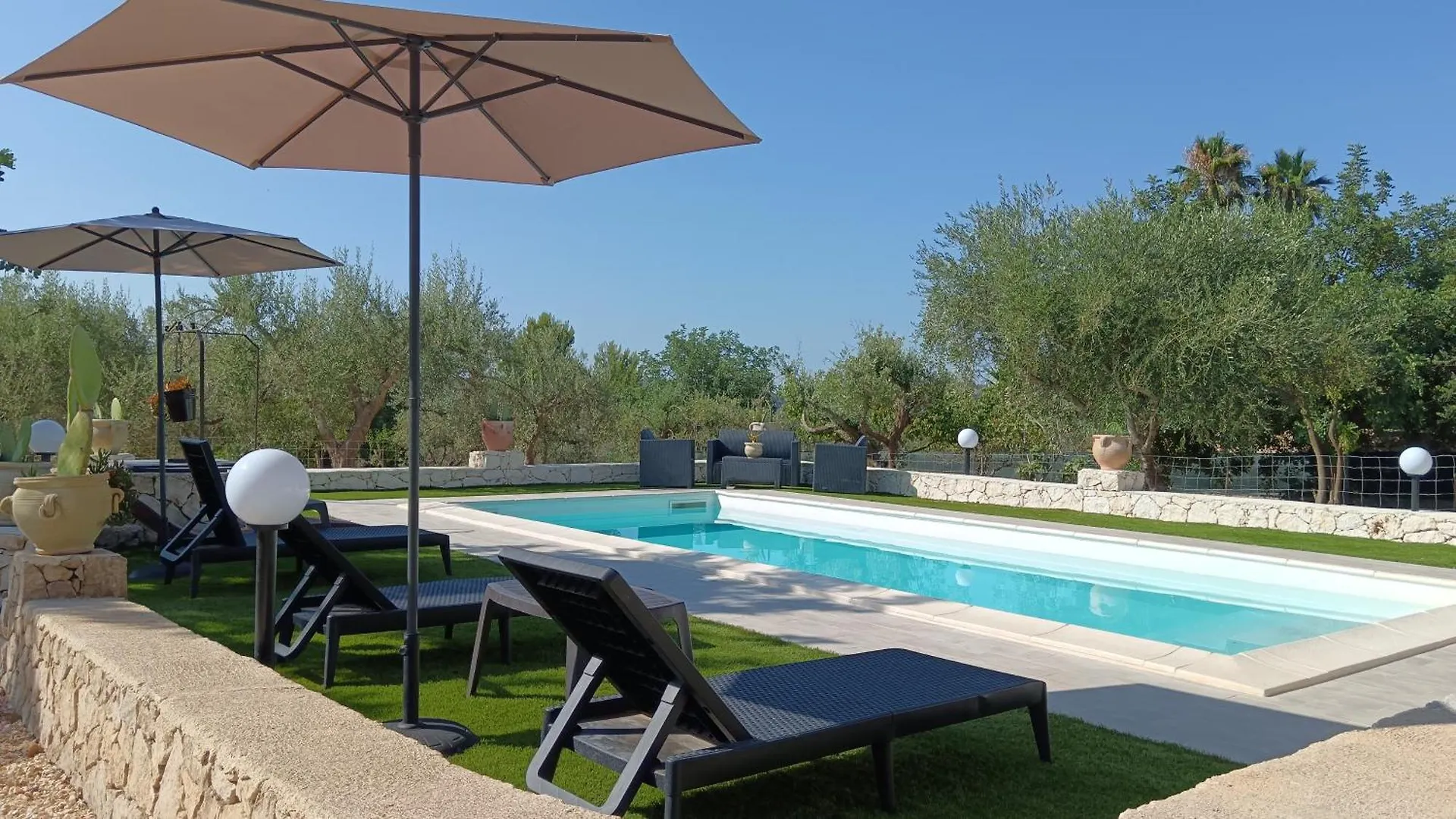 Villa Leonardo Casa Vacanze Canicattini Bagni