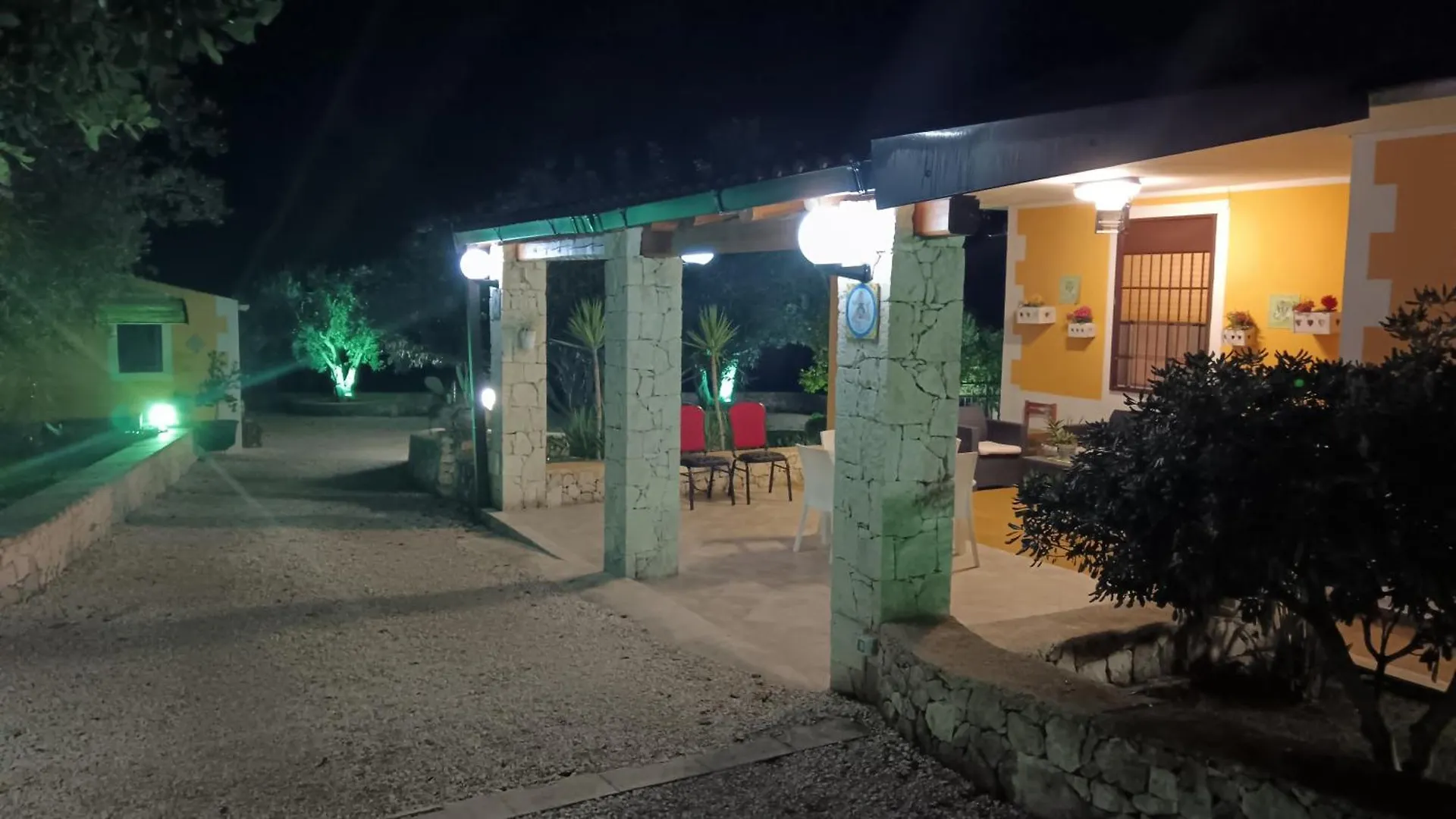 Villa Leonardo Casa Vacanze Canicattini Bagni