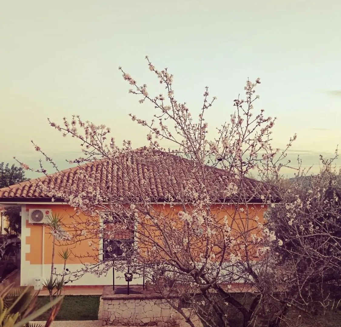 Villa Leonardo Casa Vacanze Canicattini Bagni